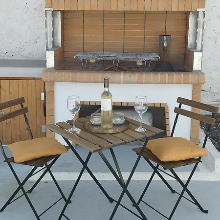 בית נופש Ma Maison נאפפליו